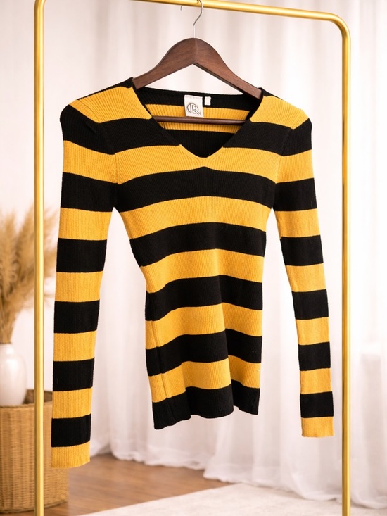 Tops - Striped V-Neck Sweater - Yellow & Black